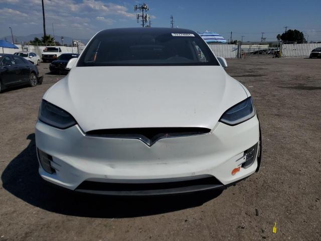 Photo 5 from auction – 2017 TESLA MODEL X with VIN 5YJXCBE28HF054123