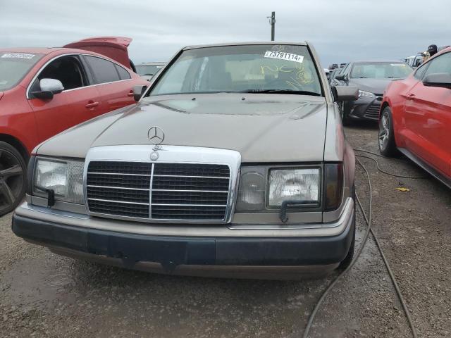 Photo 5 from auction – 1993 MERCEDES-BENZ 400 E with VIN WDBEA34EXPB944380