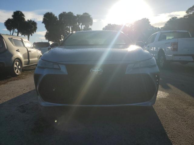 Photo 5 from auction – 2022 TOYOTA AVALON NIG with VIN 4T1EA1AB1NU015000