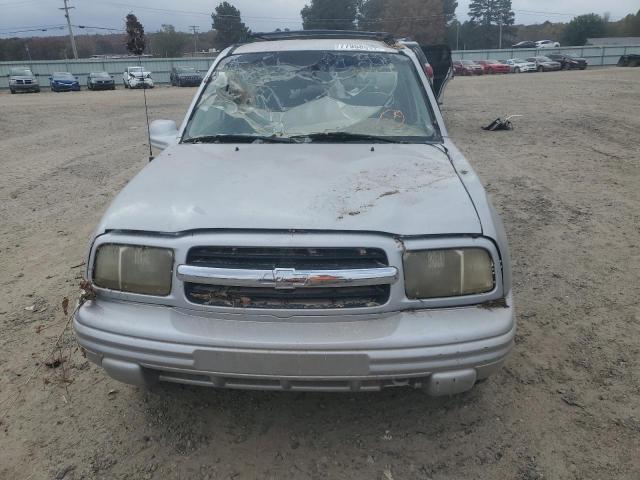 Photo 5 from auction – 2004 CHEVROLET TRACKER LT with VIN 2CNBE634746907607