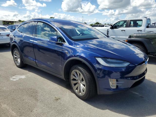 Photo 4 from auction – 2017 TESLA MODEL X with VIN 5YJXCAE29HF034862
