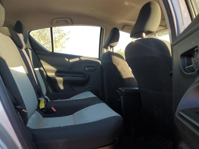 Photo 10 from auction – 2015 TOYOTA PRIUS C with VIN JTDKDTB37F1095102