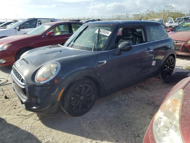 MINI COOPER S 2015 with VIN WMWXP7C5XF2A60942 - Photo from auction