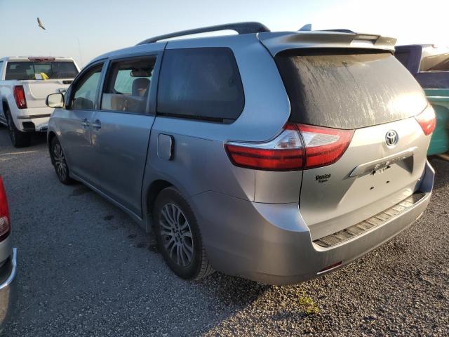 Photo 2 from auction – 2018 TOYOTA SIENNA XLE with VIN 5TDYZ3DC6JS903797