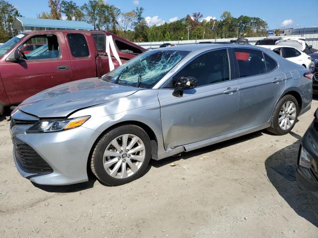 TOYOTA CAMRY L 2018 with VIN 4T1B11HK4JU650327 - Photo from auction