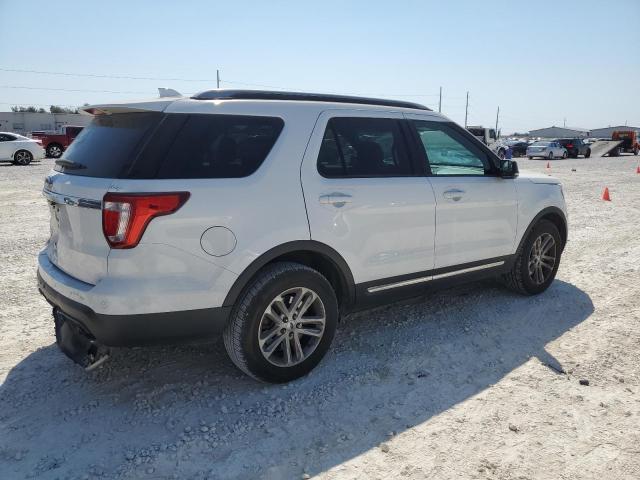 Photo 3 from auction – 2017 FORD EXPLORER X with VIN 1FM5K7D82HGD40595