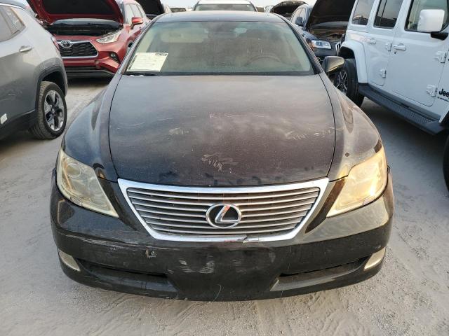 Photo 5 from auction – 2007 LEXUS LS 460L with VIN JTHGL46F175011271