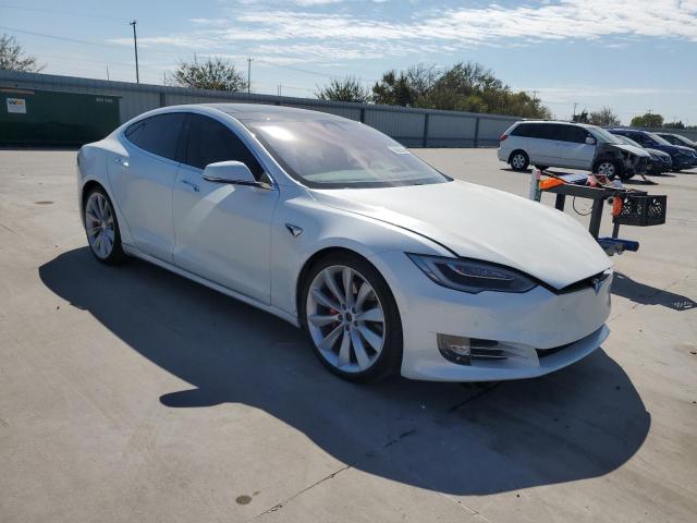 Photo 4 from auction – 2017 TESLA MODEL S with VIN 5YJSA1E44HF204790