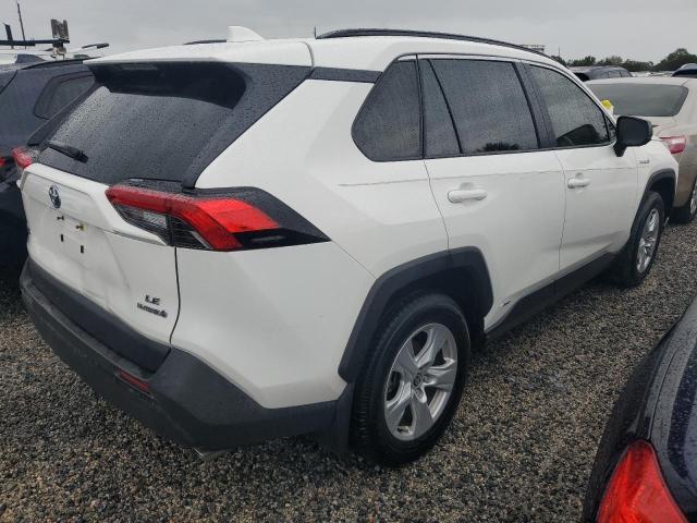 Photo 3 from auction – 2020 TOYOTA RAV4 LE with VIN JTMLWRFV8LD068398