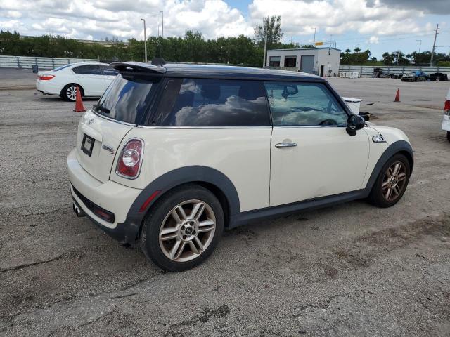 Photo 3 from auction – 2012 MINI COOPER S with VIN WMWSV3C55CT386143