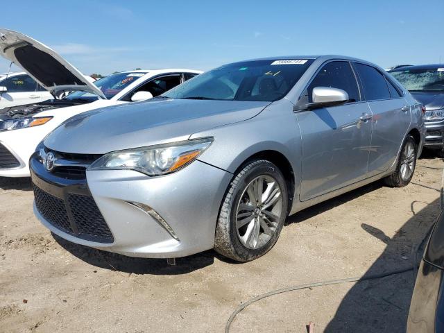 TOYOTA CAMRY LE 2017 z numerem VIN 4T1BF1FK2HU332012 - Zdjęcie z aukcji