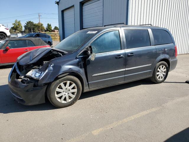 CHRYSLER TOWN & COU 2013 with VIN 2C4RC1BG1DR696992 - Photo from auction