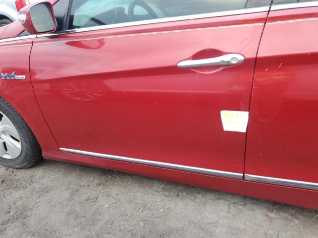 Photo 12 from auction – 2013 HYUNDAI SONATA HYB with VIN KMHEC4A41DA071063