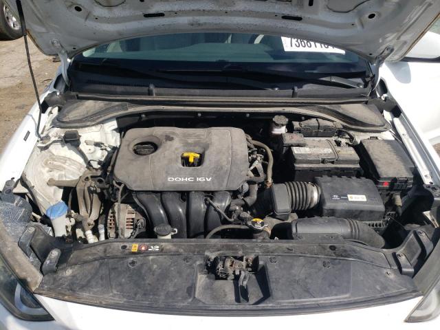 Photo 11 from auction – 2017 HYUNDAI ELANTRA SE with VIN 5NPD74LF5HH105071