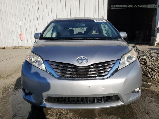 Photo 5 from auction – 2013 TOYOTA SIENNA XLE with VIN 5TDDK3DC4DS058682
