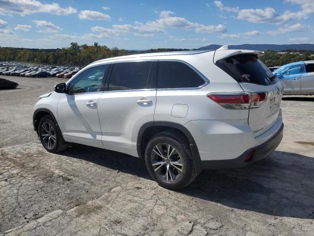 Photo 2 from auction – 2016 TOYOTA HIGHLANDER with VIN 5TDJKRFH2GS315051