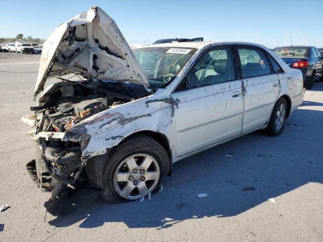 TOYOTA AVALON XL 2002 with VIN 4T1BF28B92U247856 - Photo from auction