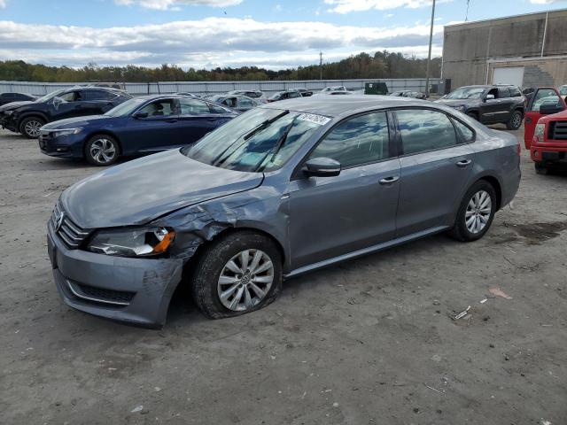 VOLKSWAGEN PASSAT S 2014 with VIN 1VWAS7A38EC067173 - Photo from auction