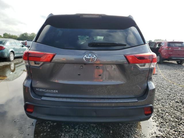 Zdjęcie 6 z aukcji – 2018 TOYOTA HIGHLANDER z VIN 5TDZARFH0JS038087