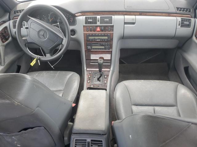 Photo 8 from auction – 1998 MERCEDES-BENZ E 430 with VIN WDBJF70F6WA643471