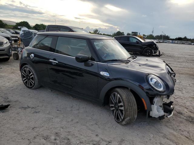Photo 4 from auction – 2021 MINI COOPER S with VIN WMWXR5C02M2P42114