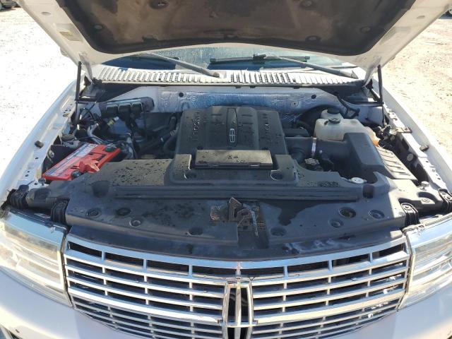 Photo 12 from auction – 2011 LINCOLN NAVIGATOR with VIN 5LMJJ3H53BEJ00742