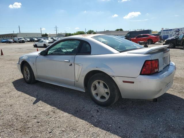 Photo 2 from auction – 2000 FORD MUSTANG with VIN 1FAFP4049YF167973