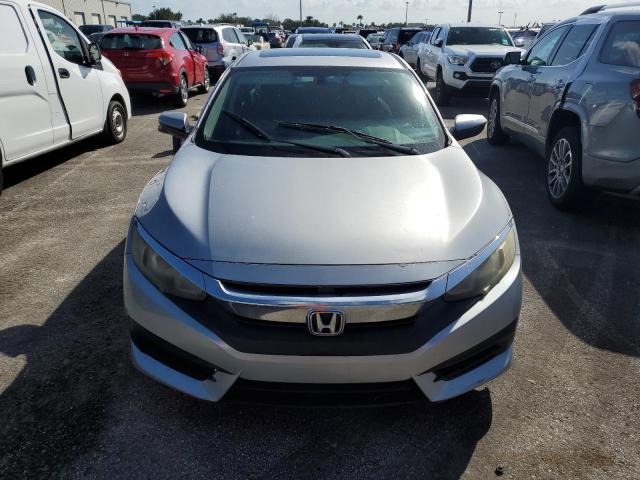 Zdjęcie 5 z aukcji – 2016 HONDA CIVIC EX z VIN 19XFC2F77GE003223