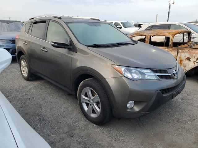 Photo 4 from auction – 2013 TOYOTA RAV4 XLE with VIN JTMRFREV9DD008904