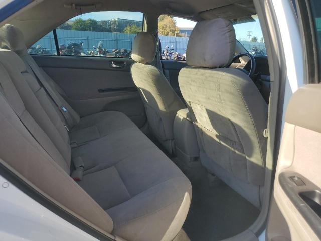 Photo 10 from auction – 2006 TOYOTA CAMRY with VIN 4T1BE32K26U748577