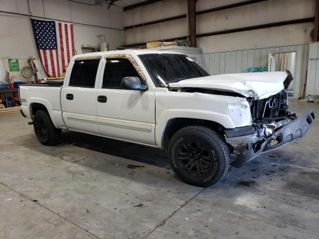 صورة رقم 4 من المزاد - 2004 CHEVROLET SILVERADO مع VIN 2GCEK13T641304892
