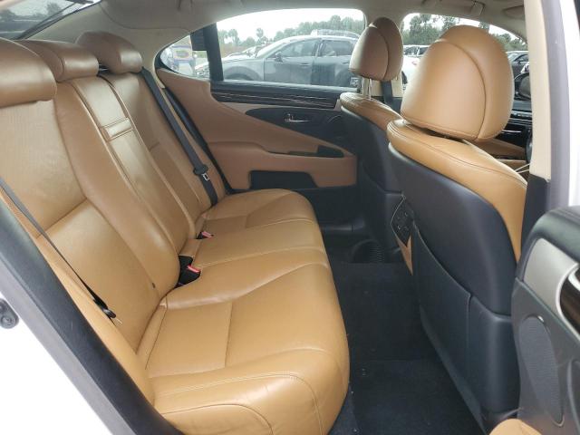 Photo 10 from auction – 2016 LEXUS LS 460 with VIN JTHBL5EF9G5140800