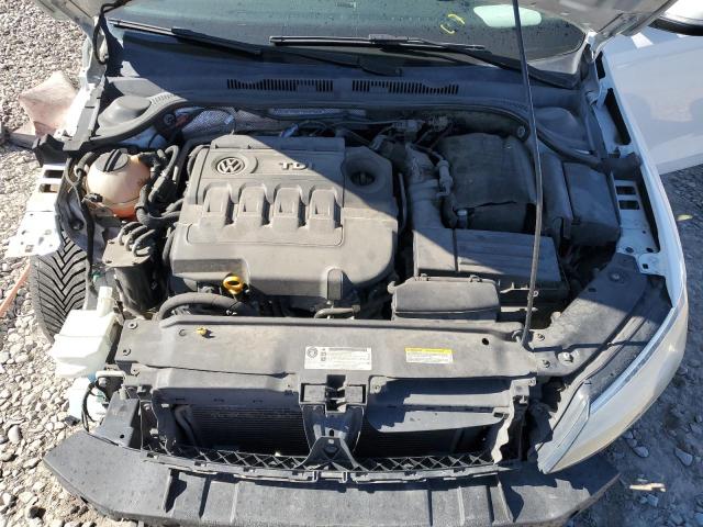 Photo 11 from auction – 2015 VOLKSWAGEN JETTA TDI with VIN 3VWLA7AJ2FM242527