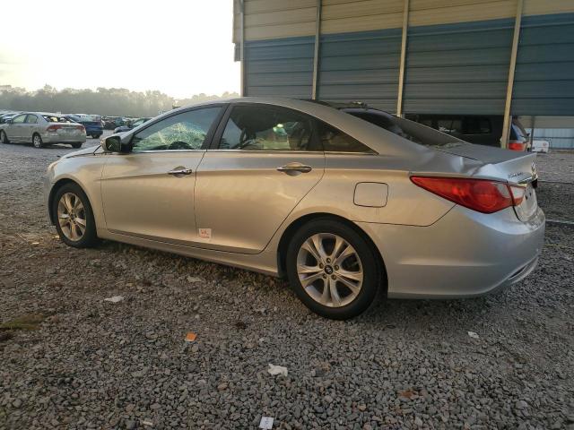 Photo 2 from auction – 2013 HYUNDAI SONATA SE with VIN 5NPEC4AC4DH594680