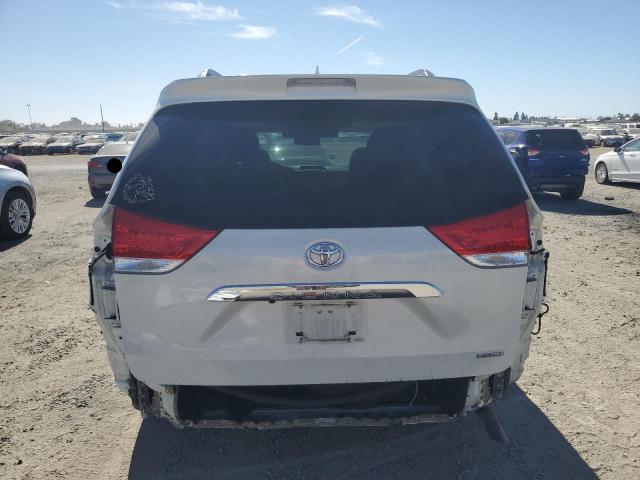 Photo 6 from auction – 2012 TOYOTA SIENNA XLE with VIN 5TDYK3DC3CS212105