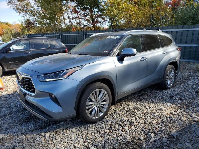 TOYOTA HIGHLANDER 2023 with VIN 5TDKDRBH9PS040444 - Photo from auction
