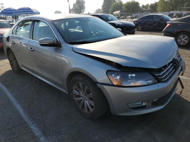 Photo 4 from auction – 2012 VOLKSWAGEN PASSAT SEL with VIN 1VWCP7A32CC079472