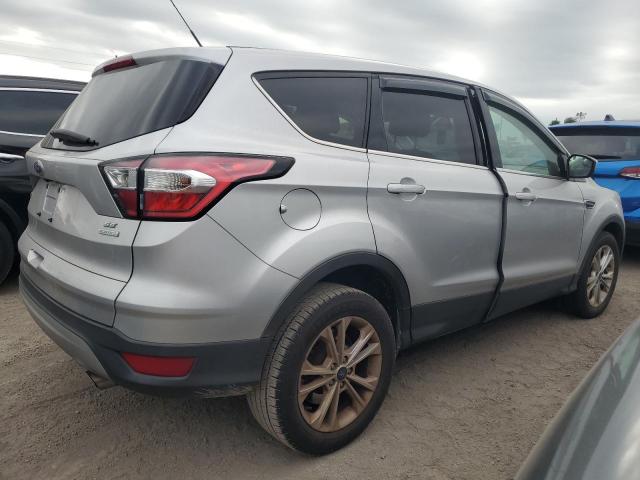 Photo 3 from auction – 2017 FORD ESCAPE SE with VIN 1FMCU0GD8HUB96408