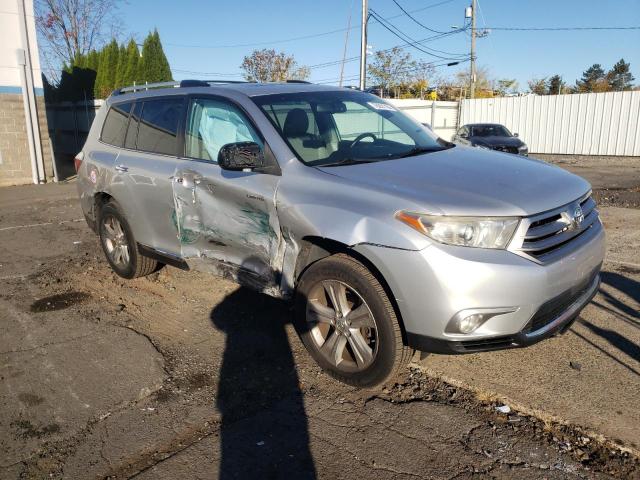 Photo 4 from auction – 2013 TOYOTA HIGHLANDER with VIN 5TDDK3EH7DS197831