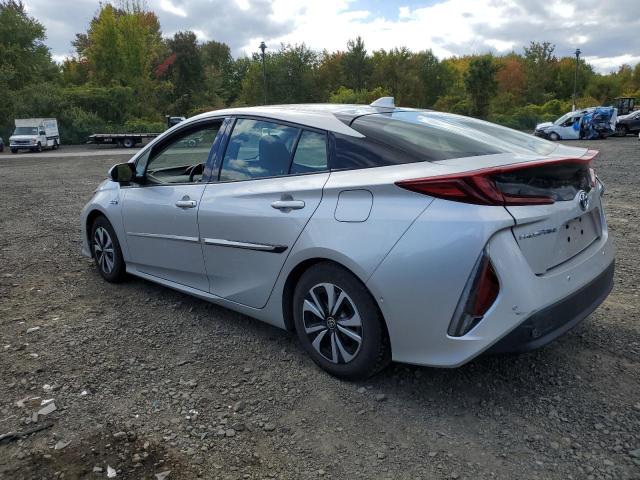 Photo 2 from auction – 2017 TOYOTA PRIUS PRIM with VIN JTDKARFP6H3049938
