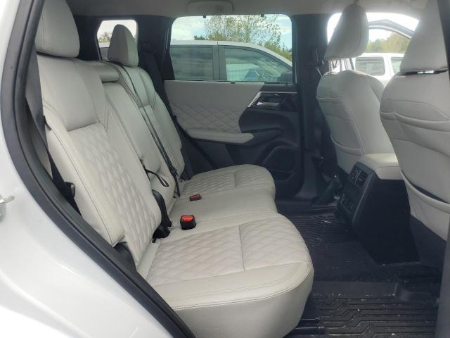 Photo 11 from auction – 2023 MITSUBISHI OUTLANDER with VIN JA4J4VA8XPZ018662