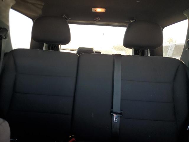 Photo 10 from auction – 2010 FORD ESCAPE XLT with VIN 1FMCU0DG3AKD31911