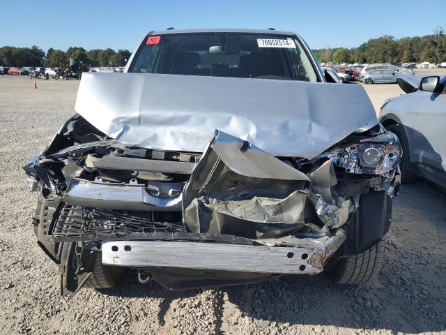 Photo 5 from auction – 2019 TOYOTA 4RUNNER SR with VIN JTEZU5JR5K5199926
