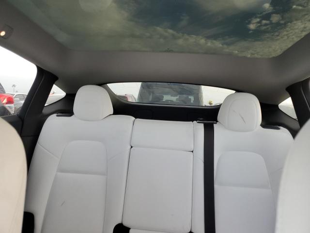 Photo 10 from auction – 2022 TESLA MODEL Y with VIN 7SAYGDEF2NF569141