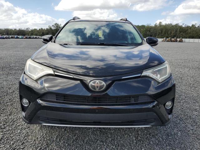 Photo 5 from auction – 2017 TOYOTA RAV4 XLE with VIN 2T3WFREV3HW383571
