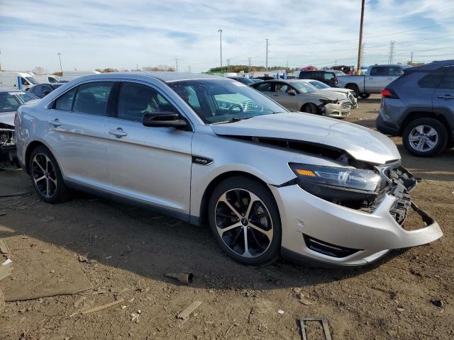 Photo 4 from auction – 2015 FORD TAURUS SHO with VIN 1FAHP2KT5FG186724