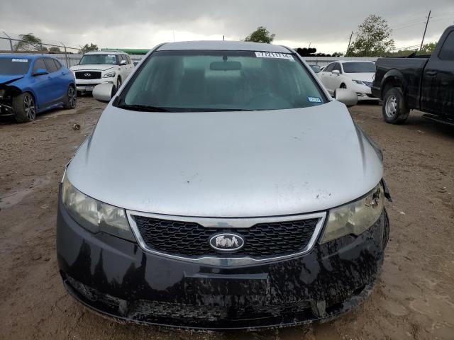 Photo 5 from auction – 2010 KIA FORTE LX with VIN KNAFT4A2XA5865679