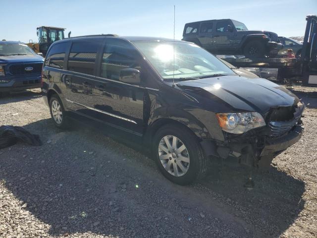 Photo 4 from auction – 2016 CHRYSLER TOWN & COU with VIN 2C4RC1BG0GR166646