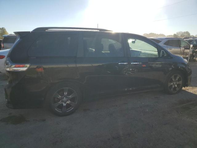 Photo 3 from auction – 2017 TOYOTA SIENNA SE with VIN 5TDXZ3DC7HS777973