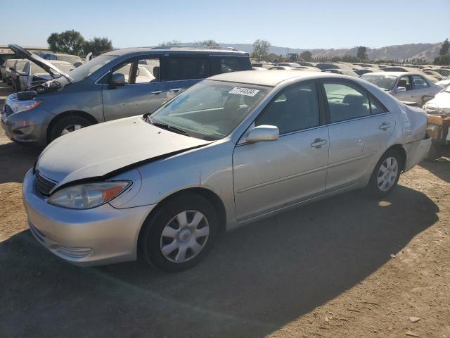 TOYOTA CAMRY LE 2002 with VIN 4T1BE32K32U548303 - Photo from auction